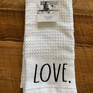 Rae Dunn Kitchen Towels Family/Love Set